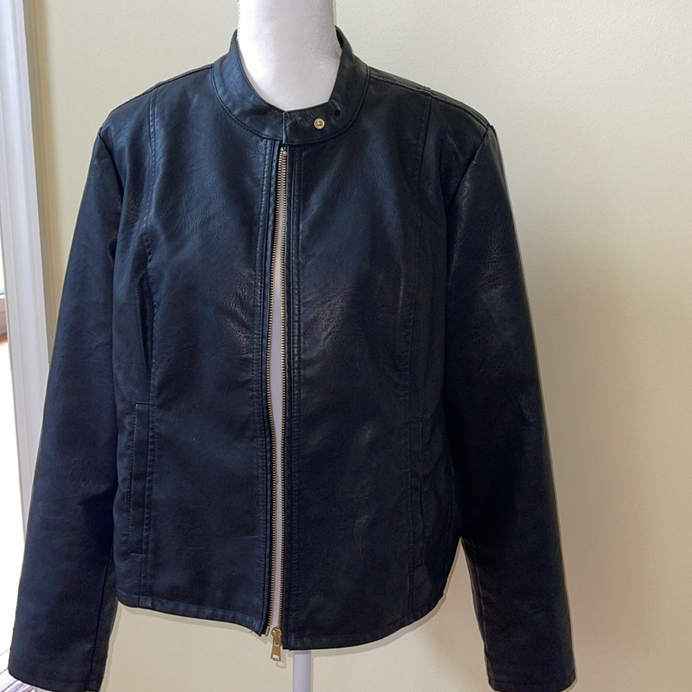 Women’s Faux Leather Black Jacket Size XL